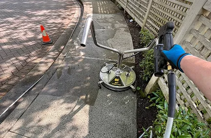 Commercial Pressure Washing